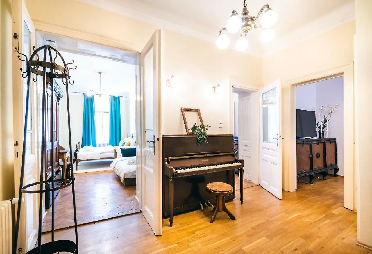 Lejlighed Luxurious Kafka Family Apt In Old Town Prag Tjekkiet